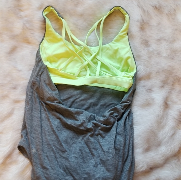 Lululemon slouchy back workout top - Picture 2 of 3